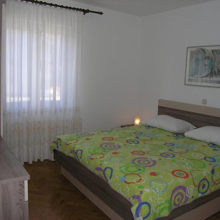 Apartments Biljana For Relaxing Holidays In Baska Ngoại thất bức ảnh