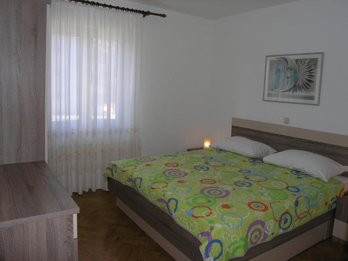 Apartments Biljana For Relaxing Holidays In Baska Ngoại thất bức ảnh